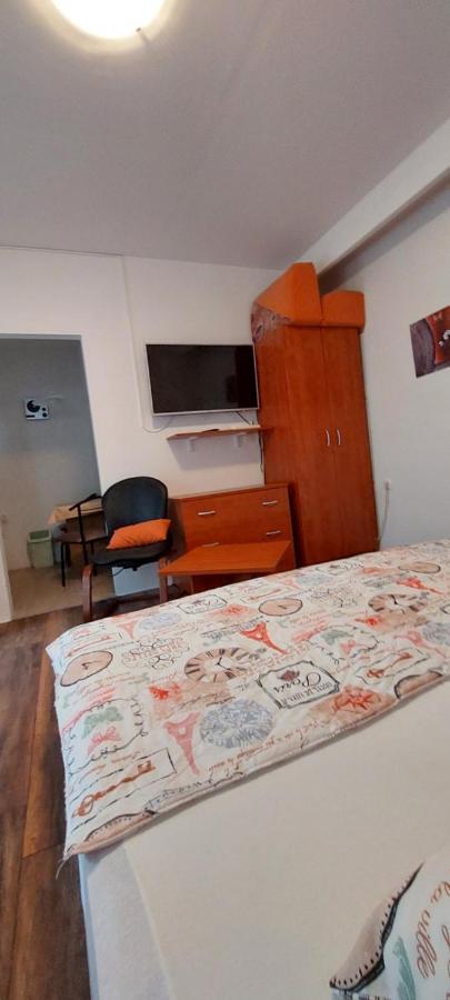 Apartments Matic Omisalj Luaran gambar